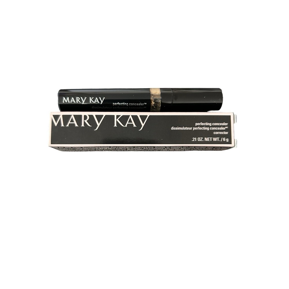 Mary Kay Perfecting Concealer Light Bronze Full Size .21 Ounce 092195 NEW!